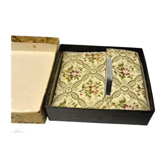 Vintage Nail Kit Set Original Box And Folder - Picture 1 of 2